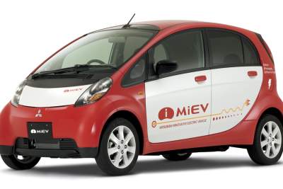 MMC provides i MiEV electric vehicles for use at G8 Summit
