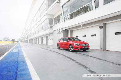 Mercedes-Benz A-Class A200 BlueEfficiency Urban (A) Review