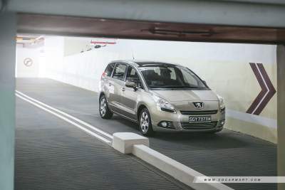 Peugeot 5008 Diesel 1.6 e-HDi EGC Luxury (A) Review