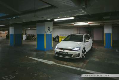 Volkswagen Golf GTI 2.0 TSI (A) Review