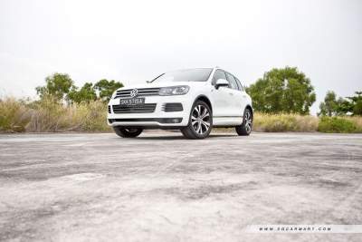 Volkswagen Touareg Diesel R-Line 3.0 V6 TDI (A) Review