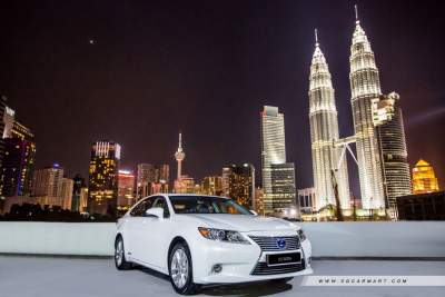 Lexus ES300h Hybrid 2.5 (A) First Drive Review