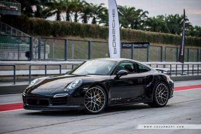 Porsche 911 Turbo S PDK (A) First Drive Review
