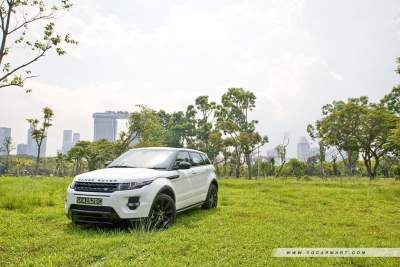 Land Rover Range Rover Evoque 2.0 Dynamic Black Pack 5dr (A) Review
