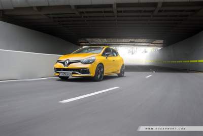 Renault Clio R.S. 1.6T Cup (A) Review