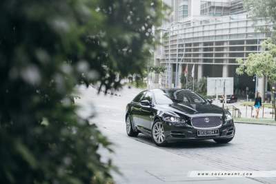 Jaguar XJ 2.0 Premium Luxury (A) Review