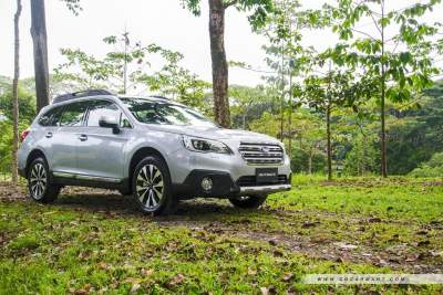 Subaru Outback 2.5i-S (A) Review