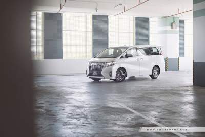 Toyota Alphard 2.5 Elegance (A) Review