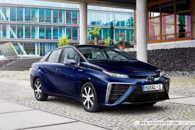 Toyota Mirai Fuel Cell (A) First Drive Review