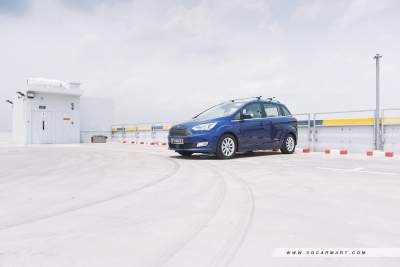 Ford Grand C-Max 1.5 Titanium (A) Review