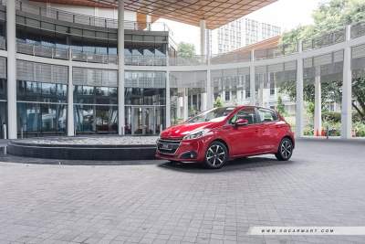 Peugeot 208 1.2 PureTech EAT6 (A) Facelift Review