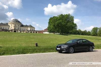 BMW 5 Series Sedan 530i xDrive (A) First Drive Review