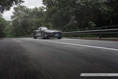Aston Martin DB11 4.0 V8 (A) Review