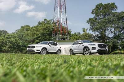 Jaguar E-PACE 2.0 First Edition vs Volvo XC40 T5 Momentum