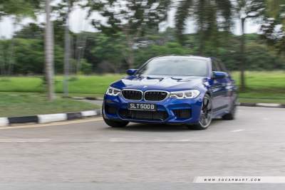 BMW M Series M5 Sedan 4.4 (A) Review