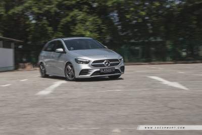 Mercedes-Benz B-Class B200 AMG Line (A) Review