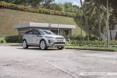 Land Rover Range Rover Evoque 2.0 First Edition (A) Review