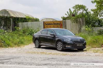 Skoda Superb 1.8 TSI Ambition (A) First Drive Review