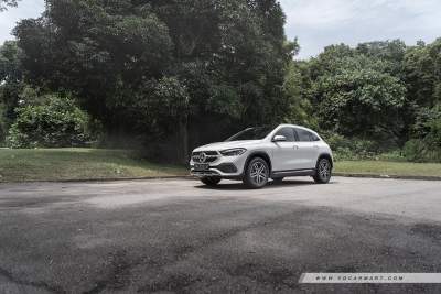 Mercedes-Benz GLA-Class GLA200 Progressive (A) Review