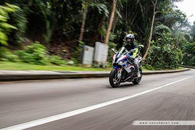 BMW S1000RR Review