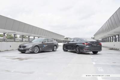 BMW 5 Series 520i Executive 2.0 (A) vs Lexus ES300h Luxury 2.5 (A)