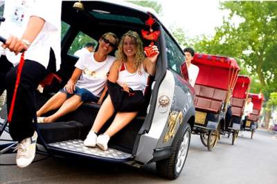 MINI Clubman rickshaw for Beijing Olympic