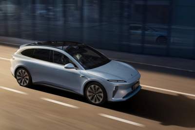 NIO unveils new 483bhp ET5 Touring