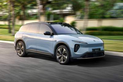 NIO launches new EL6 SUV in Europe