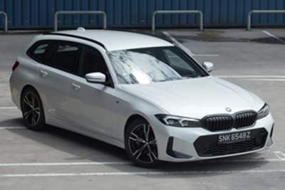 BMW 330i Touring M Sport Pro Review