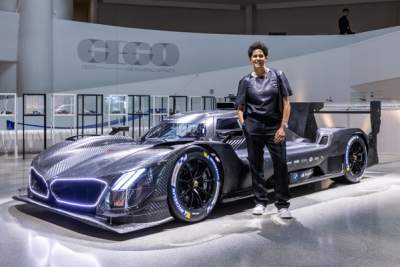 Julie Mehretu to create next BMW art car