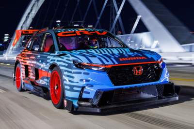 Honda releases new video of the CR-V Hybrid Racer