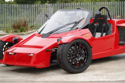 Jetstream 2-seater light-weight sports cars starts production