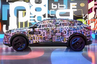 Peugeot teases all new E-3008 with social media campaign