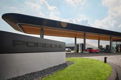 Porsche opens its first Charging Lounge in Germany