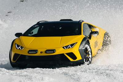 Lamborghini brings Esperienza Neve to New Zealand