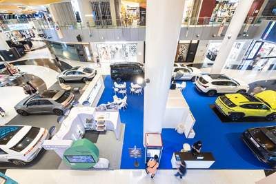 Komoco rolls out pop-up EV Service booth for its Hyundai EVs