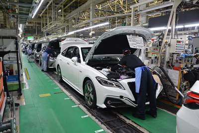 Toyota plants in Japan forced to close after system failure