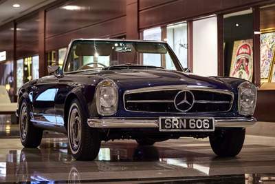 Everrati unveils electrified Mercedes-Benz SL 'Pagoda'