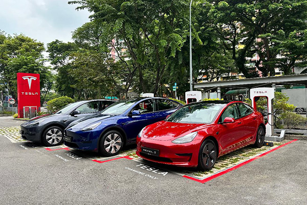 Tesla Singapore opens new Supercharging station in Toa Payoh