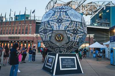 Subaru marks recycling milestone with new sculpture