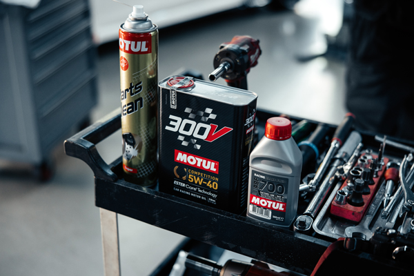 Motul's dealer network makes car maintenance slick and easy