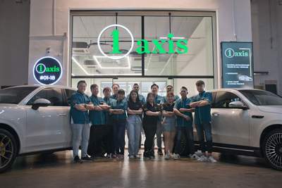 1Axis grows to better serve its customers