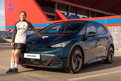 FC Barcelona Women's team take delivery of their Cupras