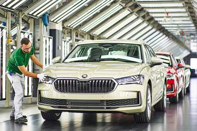 Skoda launches production of new Superb in Bratislava