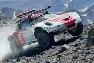Porsche 911 achieves new altitude world record