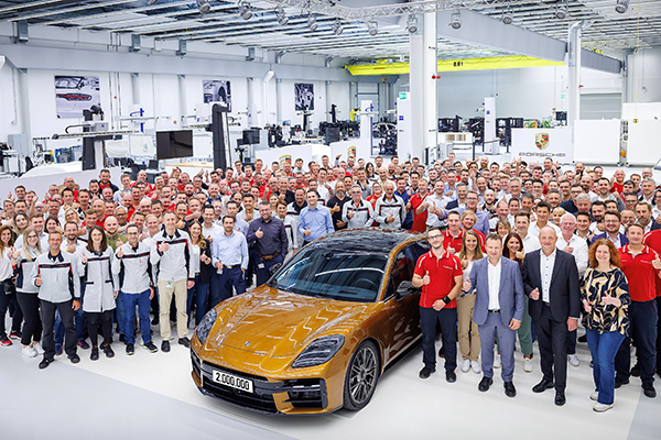 Porsche Leipzig plant marks production milestone