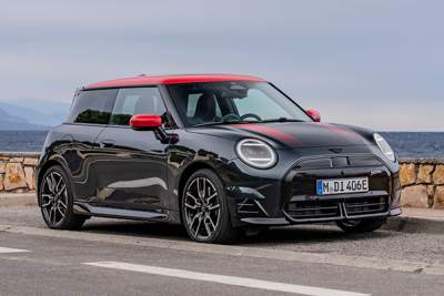 MINI Cooper SE gets new JCW-inspired trim