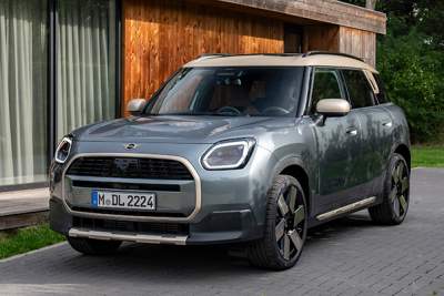 MINI reveals new Countryman C