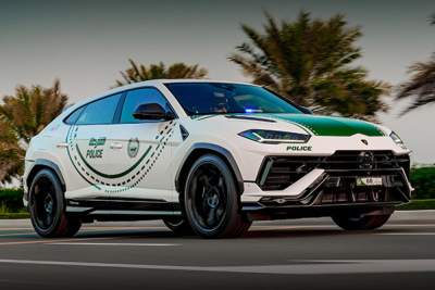 Dubai police force gets its own Lamborghini Urus Performante