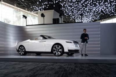 Rolls-Royce Arcadia Droptail unveiled in Singapore
